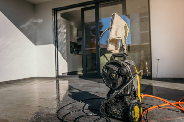 Devine, TX  Pressure Washing Services Company